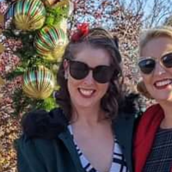 Meet your Posher, Meredith - Picture 1 of 1